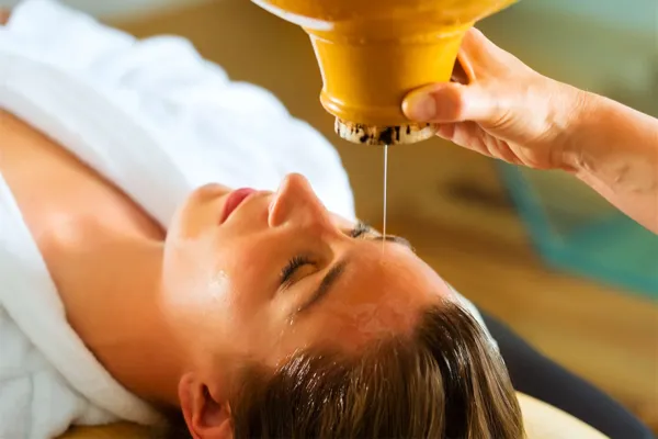 Extended Shirodhara treatment